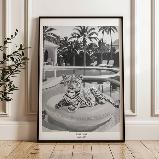 Leopool Poster - Black n White